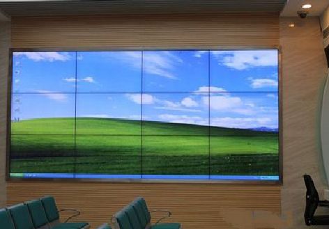 台江液晶拼接屏的另类用法。